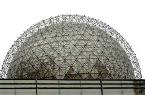 网架结构损坏的原因